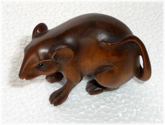 японское искусство миниатюры и резьбы по дереву - нэцкэ