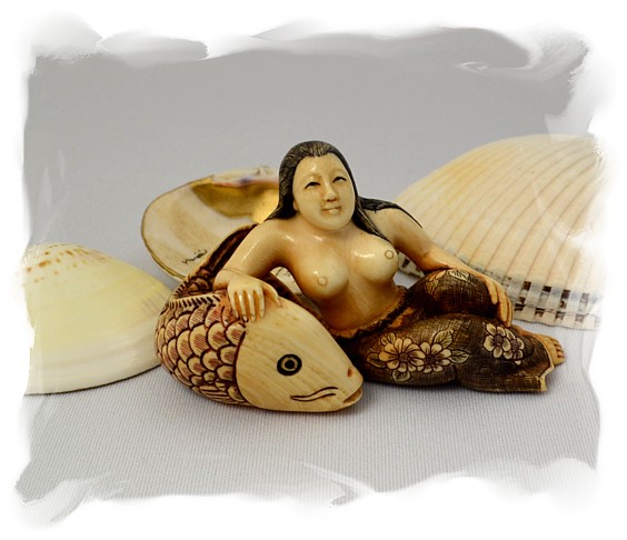 японская оки-нэцкэ из слоновой кости