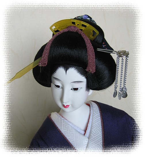 японская кукла