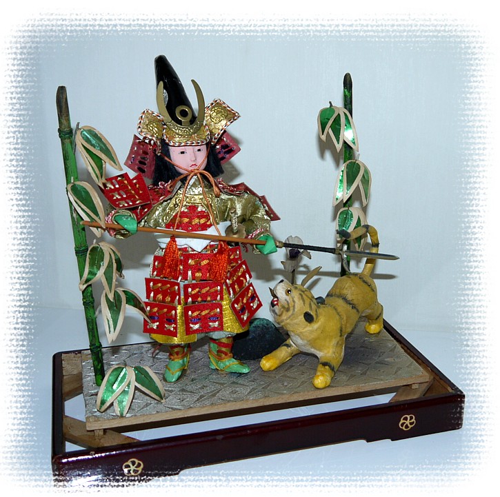 японская антикварная кукла САМУРАЙ с ТИГРОМ