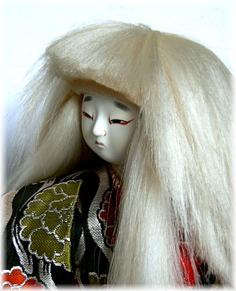 японская традиционная кукла