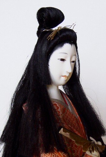 японская традиционная кукла