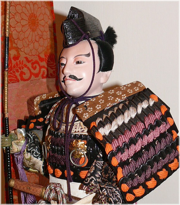 самурай со знаменем, японская антикварная кукла