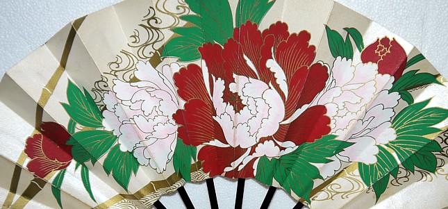 деталь японского рисунка на веере