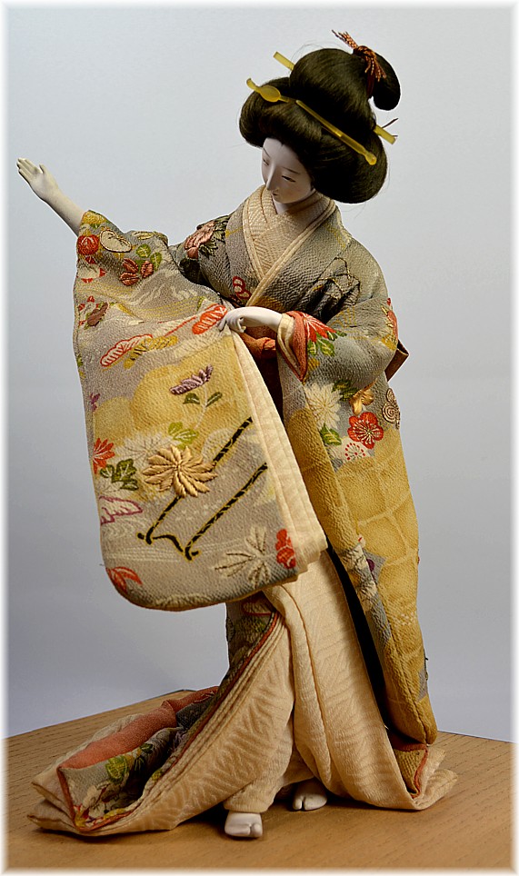 japanese antique doll of a dancing lady 