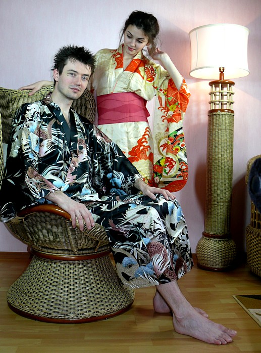 мужской шелковый халат ТАЙРА, черный. Сделано в Японии