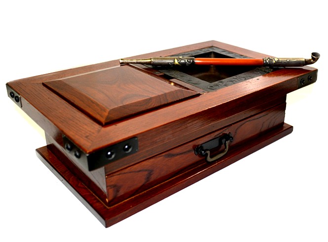 японская деревянная шкатулка для табака и сигар