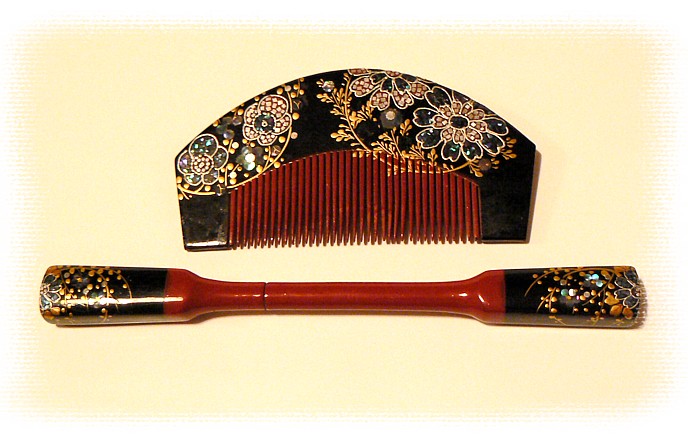 Японский старинный гребень и длинная  шпилька  с золотой росписью и инкрустацией, 1880-е гг..