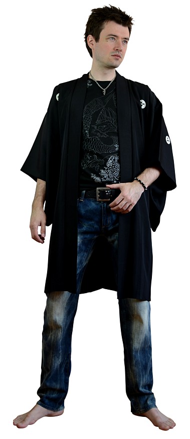 japanese man's outfit: silk haori jacket iz zen style