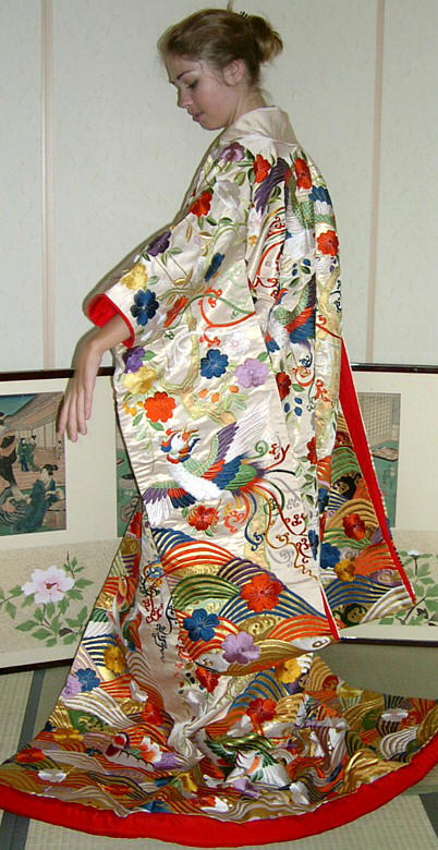japanese wedding embroidered kimono . The Japonic Online Store